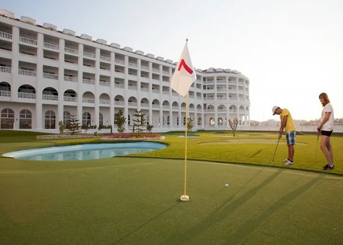 Defne Defnem 5* Side