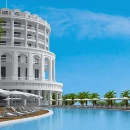 Defne Defnem 5* シダ