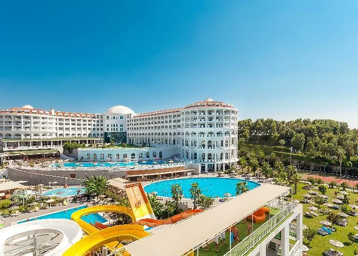 Hotel Defne Defnem Sidé